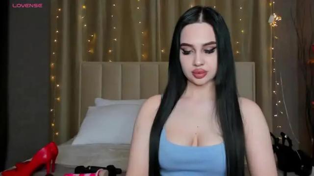 Image 3 of skysparks Stream on Chaturbate on 13 months ago