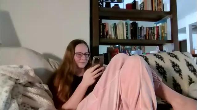 Image 12 of skywinters Stream on Chaturbate on 25 days ago