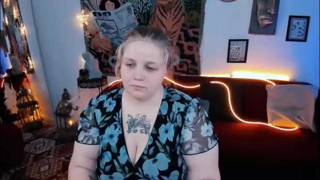 Image 4 of sladadeew Stream on Chaturbate on 1 month ago