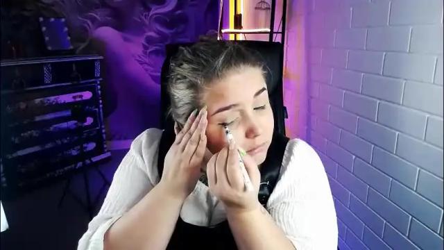 Image 2 of sladadeew Stream on Chaturbate on 1 month ago