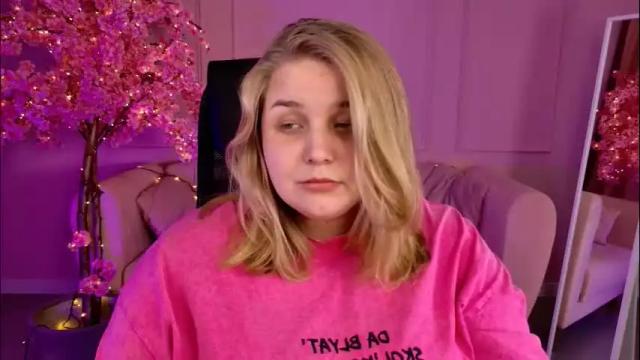 Image 6 of sladadeew Stream on Chaturbate on 1 month ago