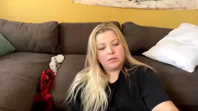 Image 12 of slapmehoney Stream on Chaturbate on 20 months ago