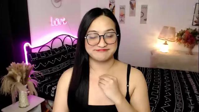 Image 2 of slave_amanda69 Stream on Chaturbate on 27 days ago