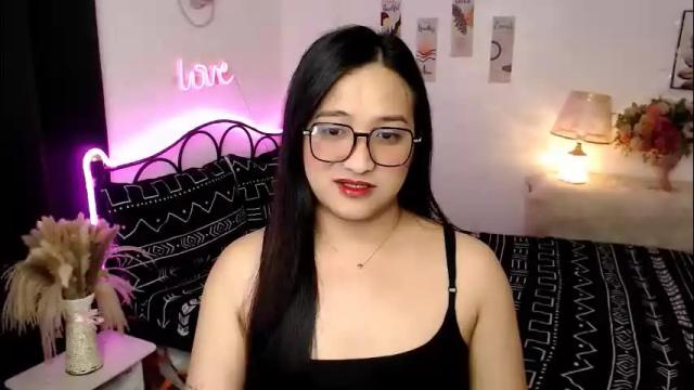 Image 4 of slave_amanda69 Stream on Chaturbate on 27 days ago