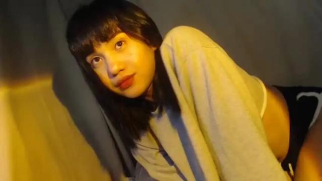 Image 12 of sldebae Stream on Chaturbate on 20 months ago