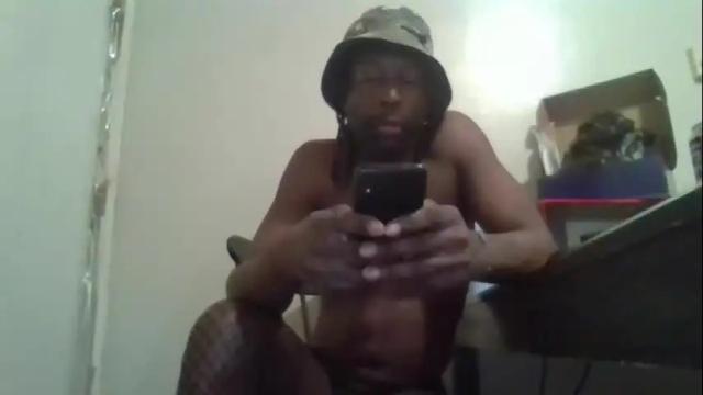 Image 2 of sleepyg1981 Stream on Chaturbate on 1 month ago