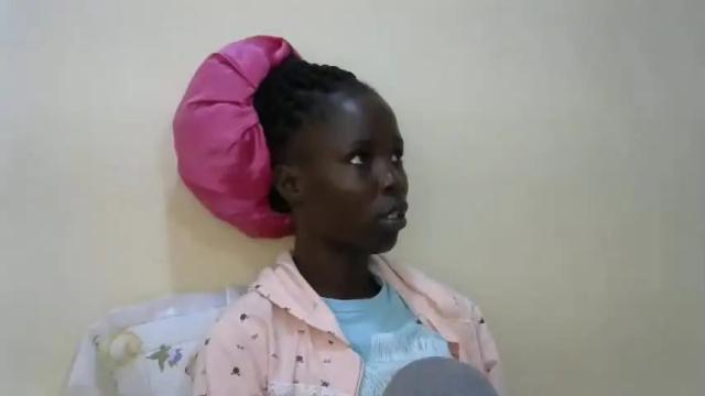 Image 6 of slender_ebony Stream on Chaturbate on 14 months ago