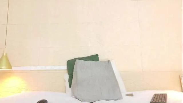 Image 2 of slim_chocobar18 Stream on Chaturbate on 1 month ago