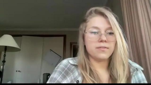 Image 6 of sloppyfinland Stream on Chaturbate on 19 months ago