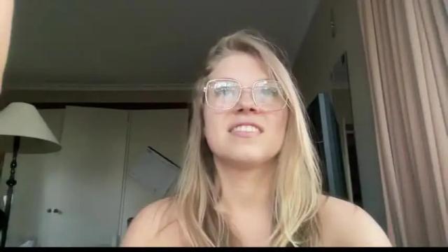 Image 7 of sloppyfinland Stream on Chaturbate on 19 months ago