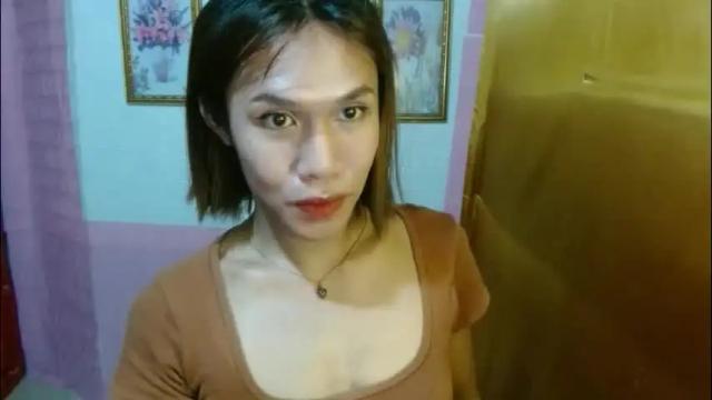 Image 7 of slutqueen_raz Stream on Chaturbate on 2 months ago