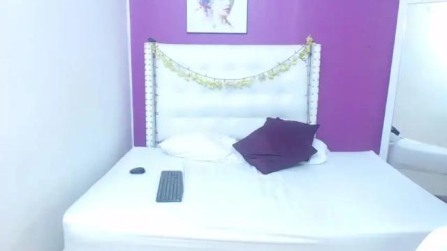 Image 8 of slutty_milf_ebony Stream on Chaturbate on 18 months ago