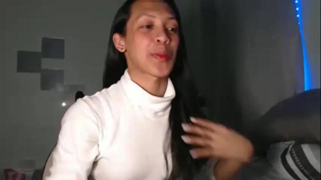 Image 7 of sluttybarbiedoll Stream on Chaturbate on 14 months ago
