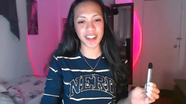 Image 4 of sluttybarbiedoll Stream on Chaturbate on 14 months ago