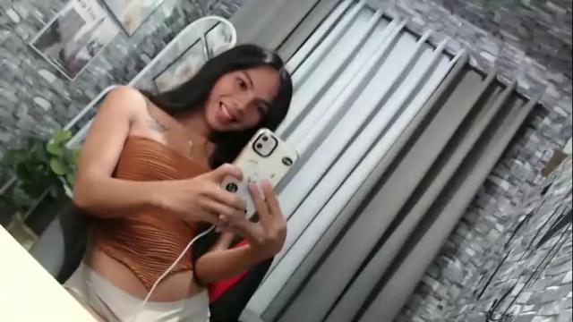 Image 2 of sluttychie Stream on Chaturbate on 19 days ago