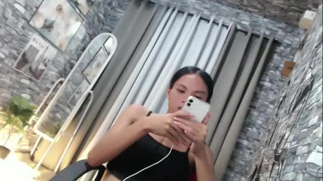 Image 7 of sluttychie Stream on Chaturbate on 15 days ago