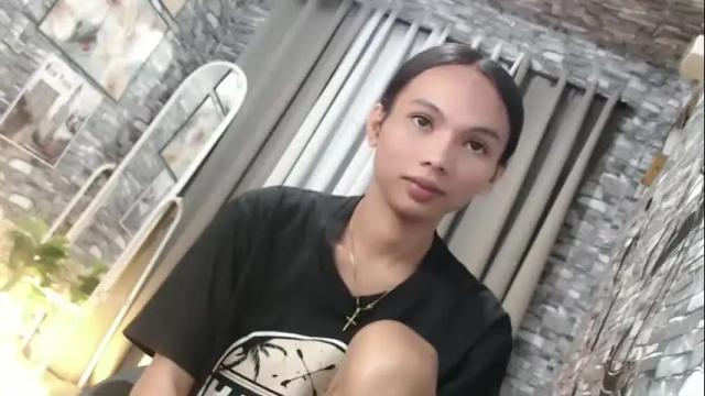 Image 10 of sluttychie Stream on Chaturbate on 12 days ago