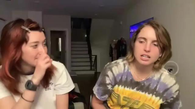 Thumbnail 1, sluttylilsister's Stream at Chaturbate, 16 months ago