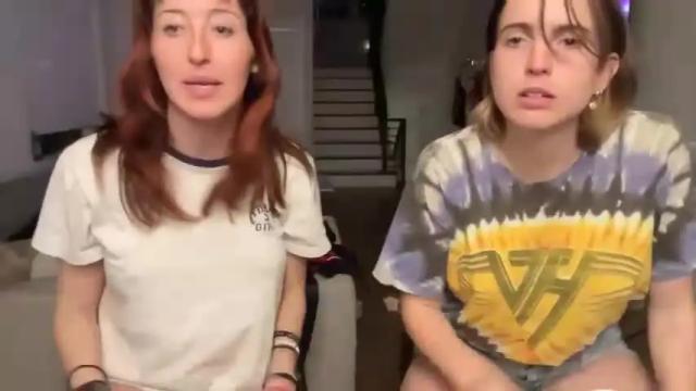 Image 8 of sluttylilsister Stream on Chaturbate on 16 months ago