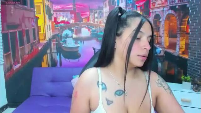 Image 4 of small__naughty Stream on Chaturbate on 1 month ago