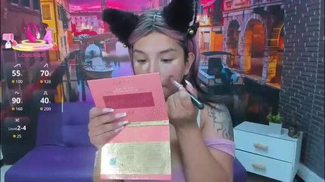 Image 3 of small__naughty Stream on Chaturbate on 1 month ago