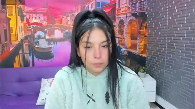 Image 2 of small__naughty Stream on Chaturbate on 24 days ago