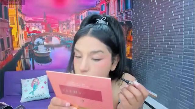 Image 6 of small__naughty Stream on Chaturbate on 8 days ago