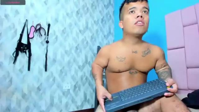 Image 3 of small_pervertion_ Stream on Chaturbate on 19 months ago