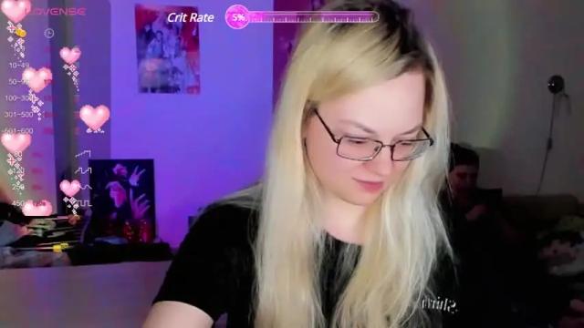 Image 6 of smallimpmeili Stream on Chaturbate on 20 months ago