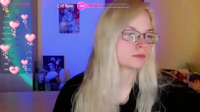 Image 12 of smallimpmeili Stream on Chaturbate on 19 months ago