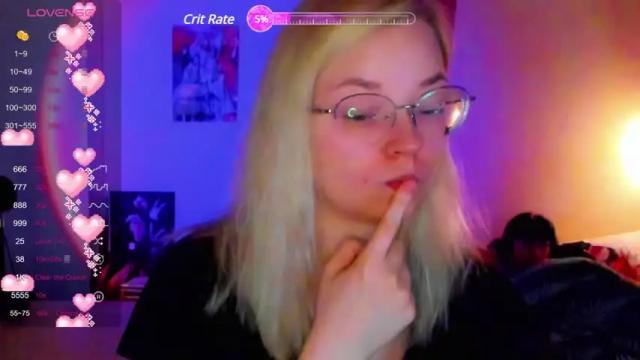 Image 7 of smallimpmeili Stream on Chaturbate on 18 months ago