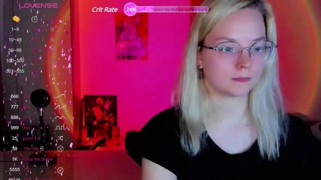 Image 12 of smallimpmeili Stream on Chaturbate on 18 months ago