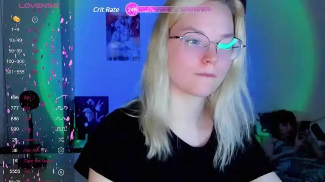 Image 2 of smallimpmeili Stream on Chaturbate on 18 months ago