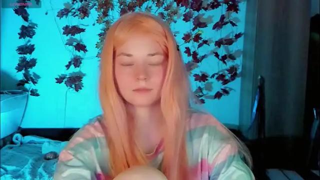 Image 12 of smallimpmeili Stream on Chaturbate on 8 days ago