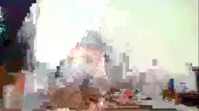 Image 2 of smallparismodel Stream on Chaturbate on 1 month ago