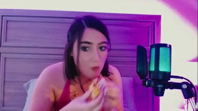 Image 11 of smexy_bun Stream on Chaturbate on 2 months ago