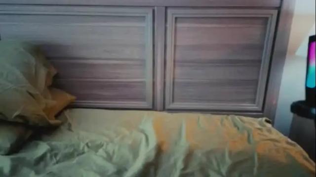 Image 2 of smexy_bun Stream on Chaturbate on 1 month ago