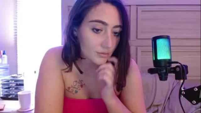 Image 2 of smexy_bun Stream on Chaturbate on 5 months ago