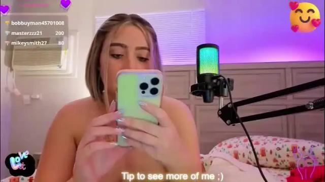 Image 2 of smexy_bun Stream on Chaturbate on 1 month ago