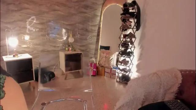 Image 2 of smi_samara Stream on Chaturbate on 1 month ago