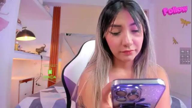 Image 11 of smile__1 Stream on Chaturbate on 24 days ago