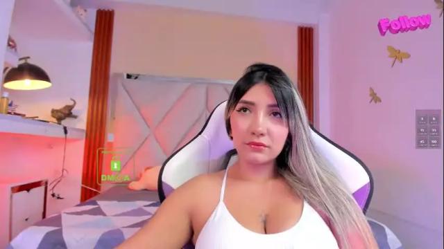 Image 12 of smile__1 Stream on Chaturbate on 24 days ago