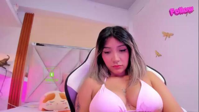 Image 7 of smile__1 Stream on Chaturbate on 13 days ago