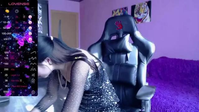 Image 6 of smile_cute_fox Stream on Chaturbate on 22 months ago