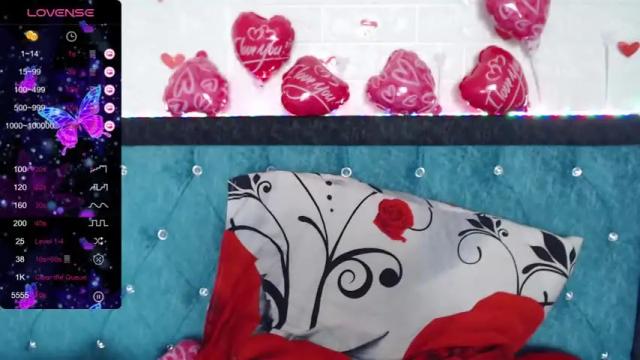 Thumbnail 2, smile_cute_fox's Stream at Chaturbate, 17 months ago