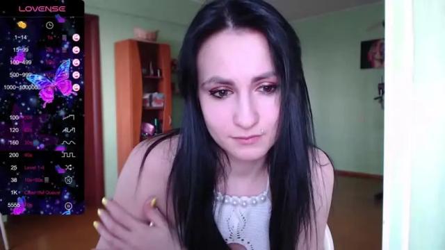 Image 11 of smile_cute_fox Stream on Chaturbate on 15 months ago
