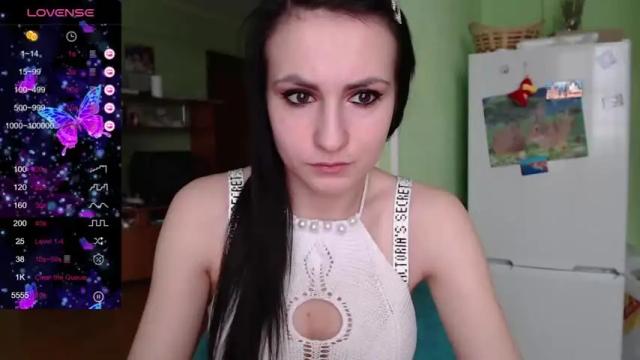 Image 3 of smile_cute_fox Stream on Chaturbate on 15 months ago