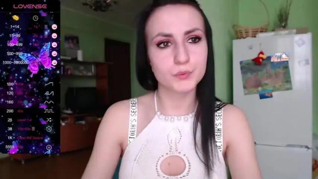 Image 6 of smile_cute_fox Stream on Chaturbate on 15 months ago