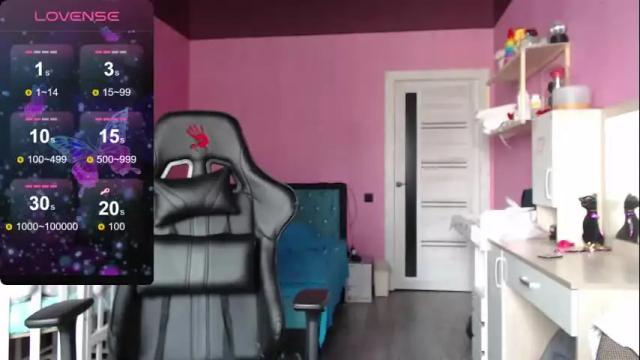 Image 3 of smile_cute_fox Stream on Chaturbate on 1 month ago