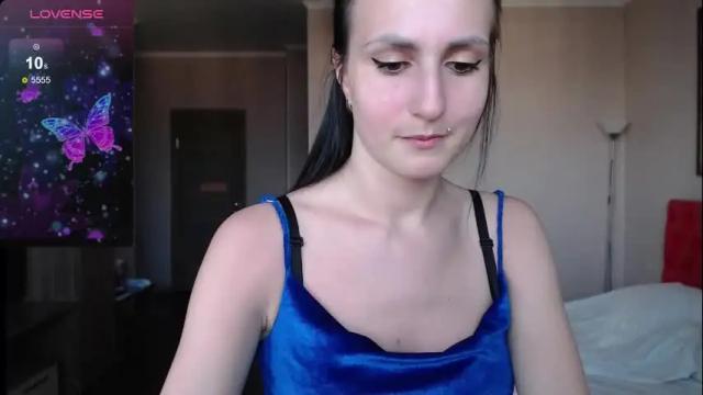 Image 3 of smile_cute_fox Stream on Chaturbate on 1 month ago